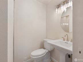 5316 East Drive, Everett WA 98203