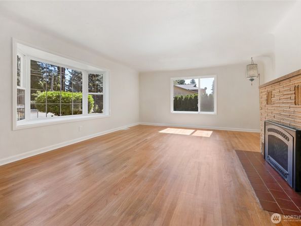 5316 East Drive, Everett WA 98203