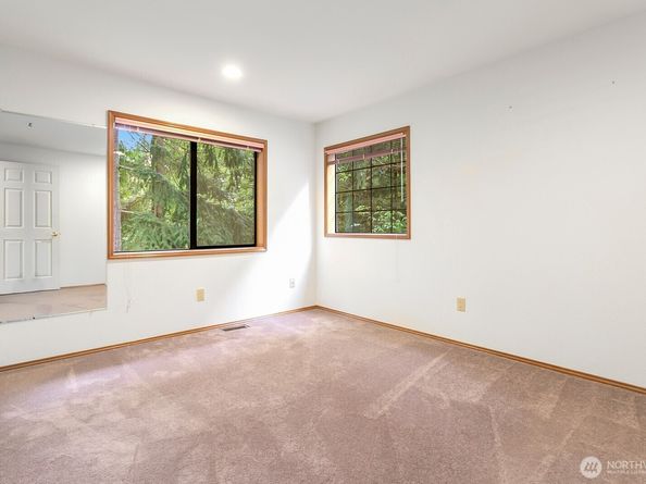 4332 SW Dash Point Road, Federal Way WA 98023
