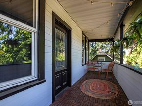 13027 40th Avenue S, Tukwila WA 98168