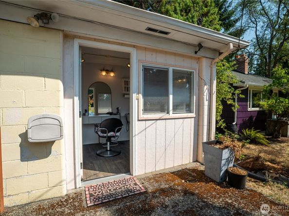 14012 23rd Place NE, Seattle WA 98125