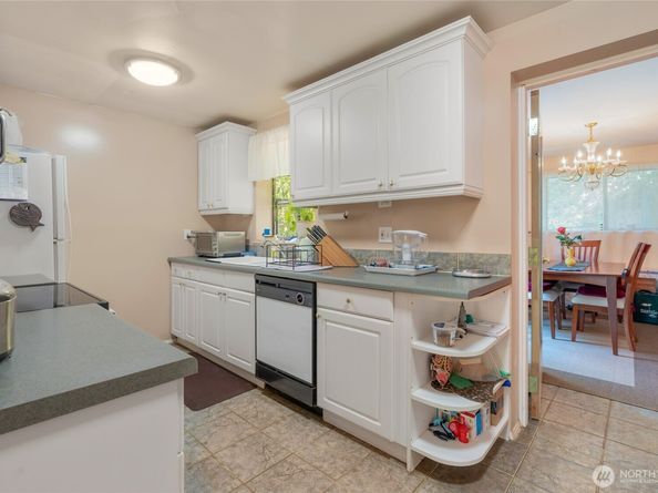 14012 23rd Place NE, Seattle WA 98125