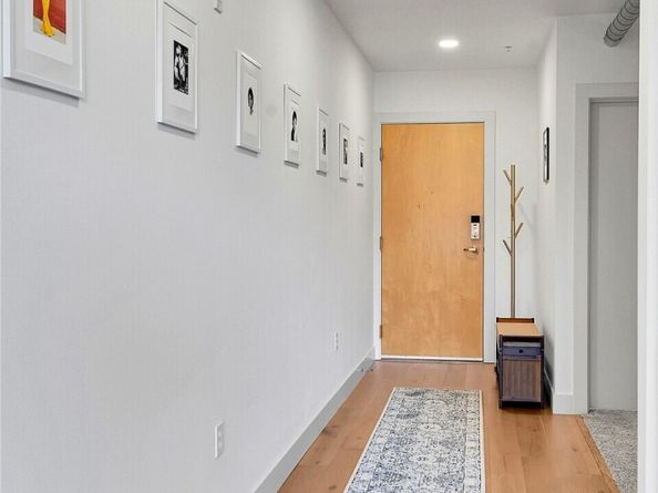 530 Broadway E 414, Seattle WA 98102