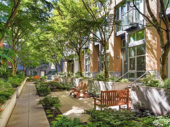 530 Broadway E 414, Seattle WA 98102