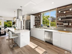 6400 28th Avenue NW, Seattle WA 98107