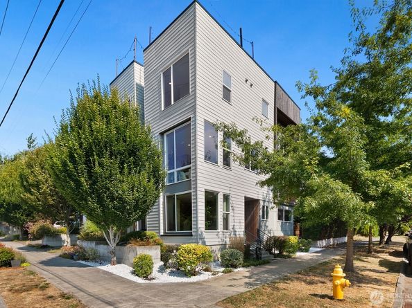 6400 28th Avenue NW, Seattle WA 98107