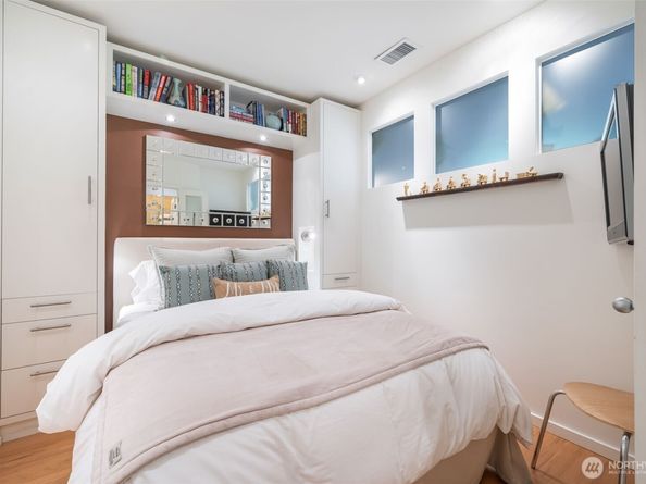 3601 S McClellan Street 8, Seattle WA 98144