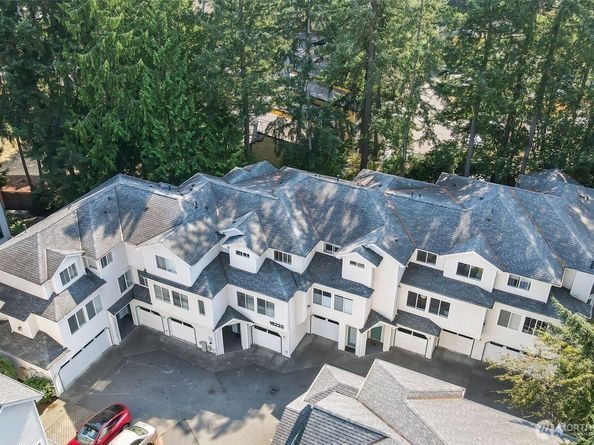 16225 Northup Way A202, Bellevue WA 98008