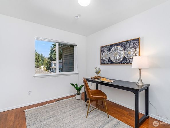 16225 Northup Way A202, Bellevue WA 98008