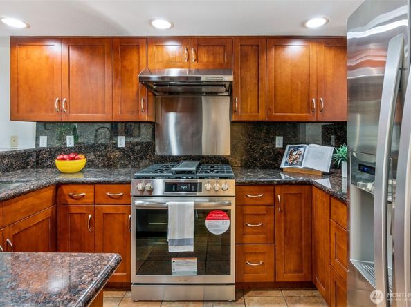 16225 Northup Way A202, Bellevue WA 98008
