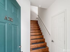 16225 Northup Way A202, Bellevue WA 98008