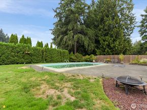 14411 158th Place SE, Renton WA 98059