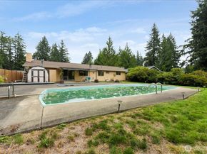 14411 158th Place SE, Renton WA 98059