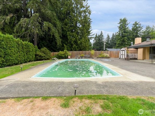 14411 158th Place SE, Renton WA 98059