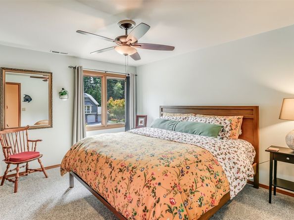 15628 SE 160th Place, Renton WA 98058