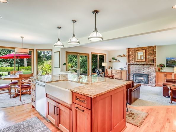 15628 SE 160th Place, Renton WA 98058