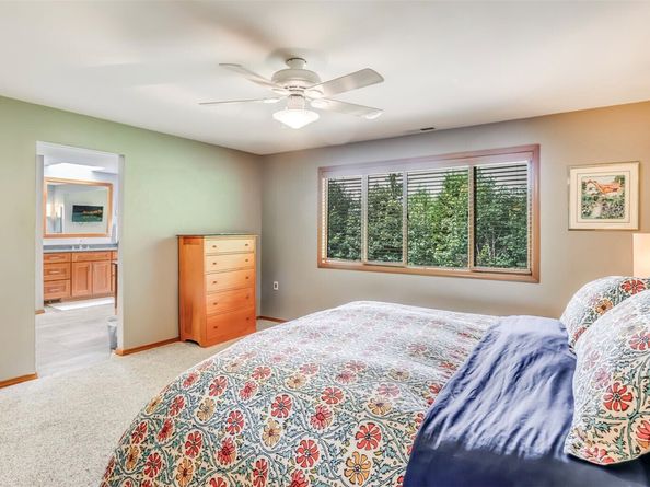 15628 SE 160th Place, Renton WA 98058