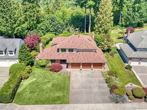 15628 SE 160th Place, Renton WA 98058