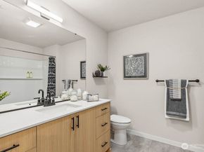 16111 36TH Avenue W C3, Lynnwood WA 98087