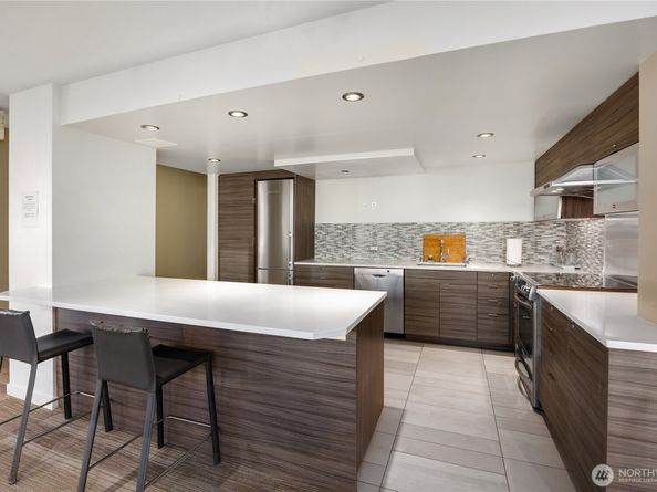 2201 3rd Avenue 801, Seattle WA 98121