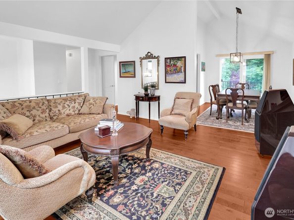 14248 92nd Place NE, Kirkland WA 98034