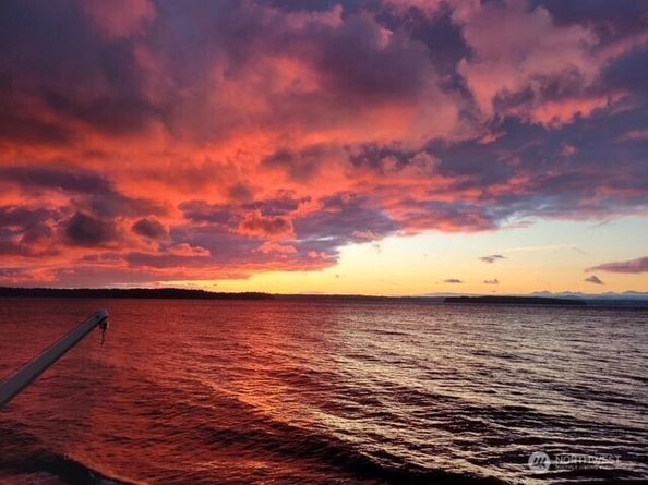7163 A Beach Drive SW, Seattle WA 98136