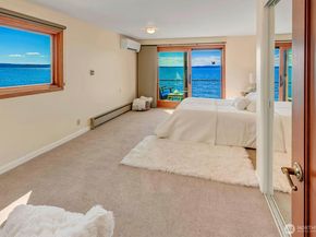 7163 A Beach Drive SW, Seattle WA 98136