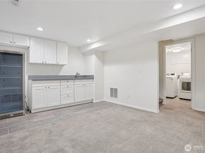 9215 30th Ave SW, Seattle WA 98126