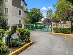 12530 Admiralty Way D102, Everett WA 98204
