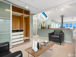6845 52nd Avenue NE, Seattle WA 98115