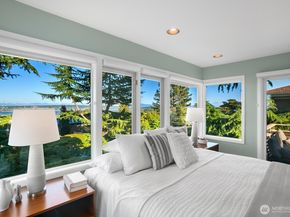 6845 52nd Avenue NE, Seattle WA 98115