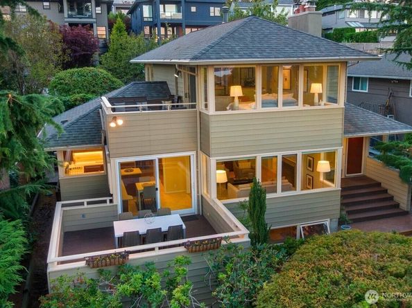 6845 52nd Avenue NE, Seattle WA 98115