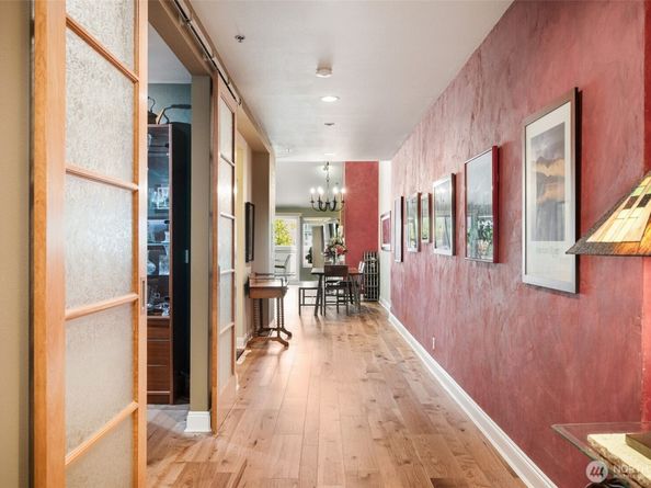 526 1st Avenue S 511, Seattle WA 98104