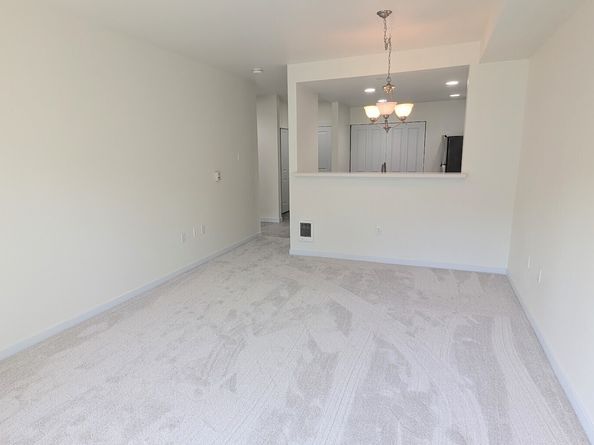 4343 Roosevelt Way NE 508, Seattle WA 98105
