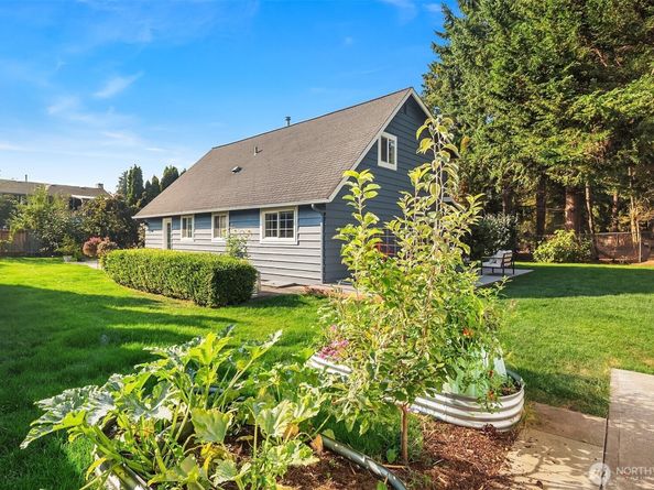 22623 96th Avenue W, Edmonds WA 98020