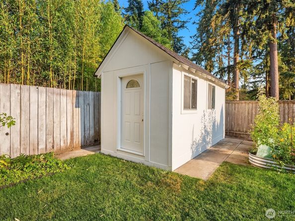 22623 96th Avenue W, Edmonds WA 98020