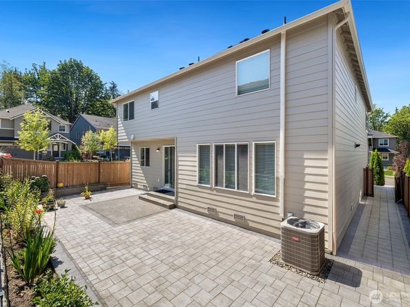 10909 33rd Place NE, Lake Stevens WA 98258
