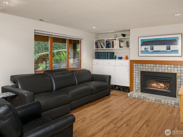2337 NW 194th Place, Shoreline WA 98177