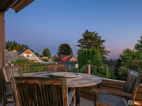 2337 NW 194th Place, Shoreline WA 98177