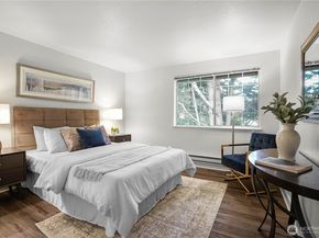 16817 Larch Way D207, Lynnwood WA 98037
