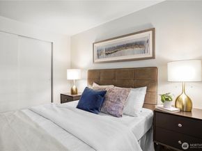 16817 Larch Way D207, Lynnwood WA 98037
