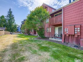 3402 I Street NE H202, Auburn WA 98002