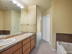 2901 NE Blakeley Street 335, Seattle WA 98105