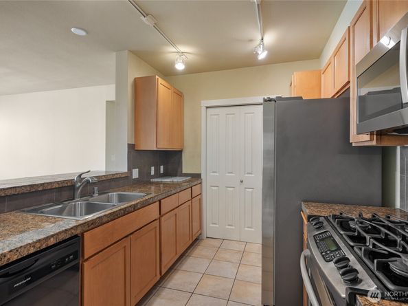 2901 NE Blakeley Street 335, Seattle WA 98105