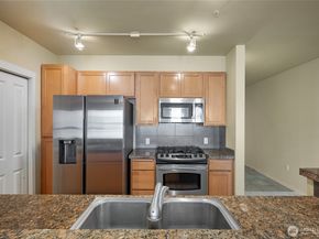 2901 NE Blakeley Street 335, Seattle WA 98105