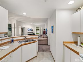 23325 59th Place S 161, Kent WA 98032