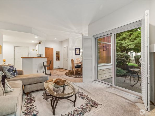 23325 59th Place S 161, Kent WA 98032