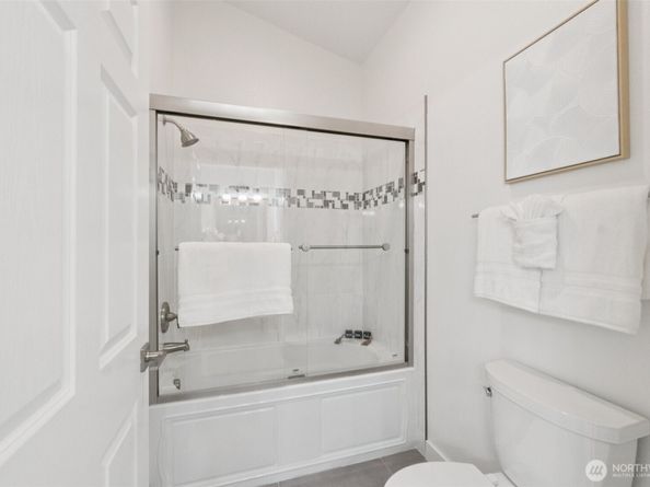 18669 NE 55th Way, Redmond WA 98052