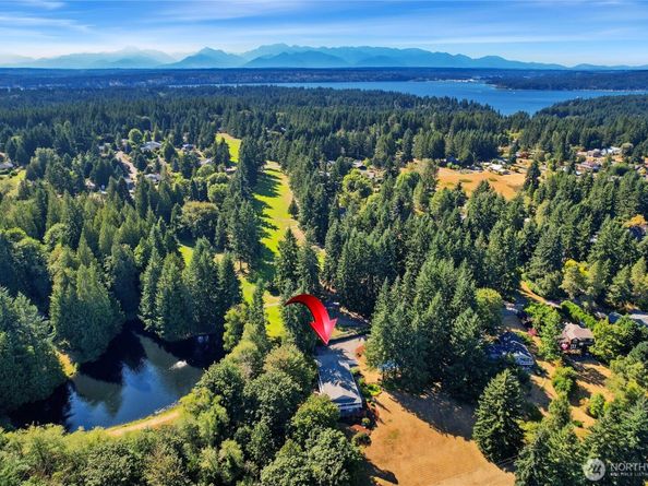 11186 Blue Pond Place NE, Bainbridge Island WA 98110