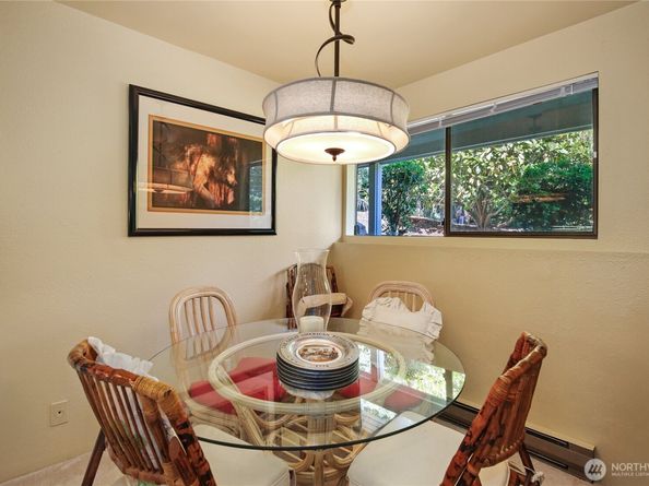 11186 Blue Pond Place NE, Bainbridge Island WA 98110